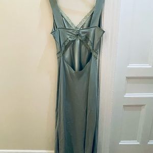 Reformation chaina silk dress, never worn bought from a sample sale.